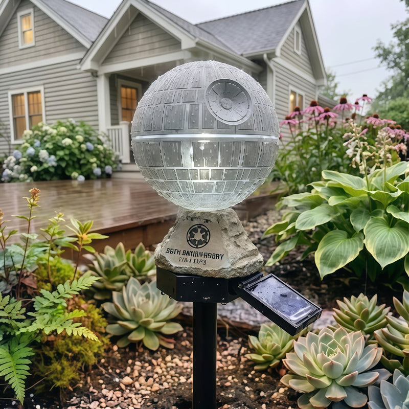 Pannello solare in resina a forma di gorilla spaziale, divertente lampada decorativa da giardino per esterni, cortile e cortile.