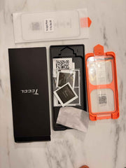 TOCOL Pellicola Vetro Temperato per iPhone 17 Pro, Rimozione Automatica Della Polvere, Copertura Completa, Durezza 9H, Senza Bolle, Compatibile con Custodie, 2 Pezzi