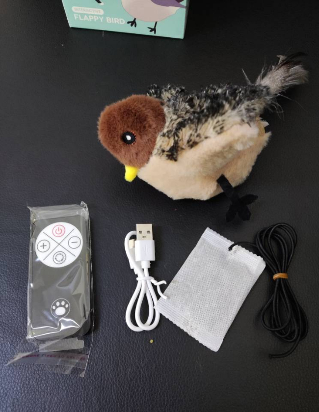 GiGwi MELODY Chaser Giocattolo interattivo per gatti con suoni di animali