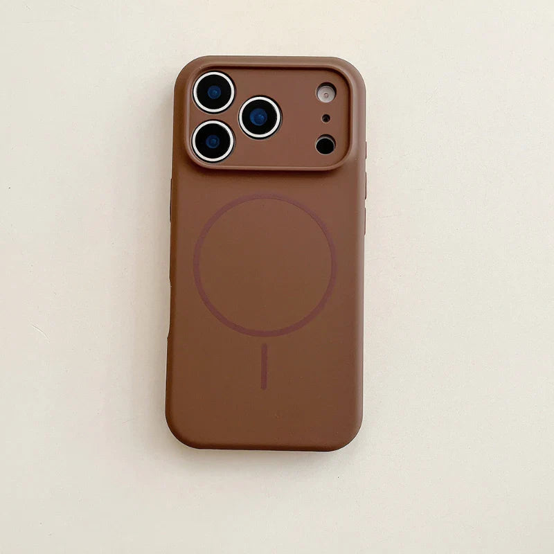 Custodia marrone per iPhone 17 con ricarica wireless magnetica