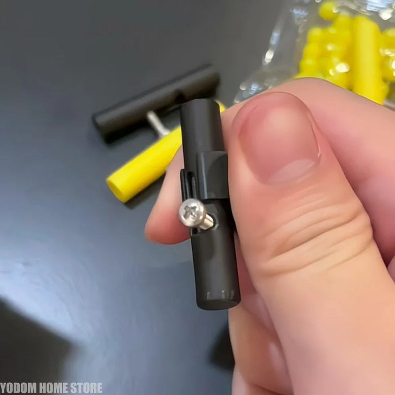 Mini lanciatore di proiettili giocattolo in plastica nascosta: pistola giocattolo sicura per divertenti scherzi e bomboniere per bambini e adulti