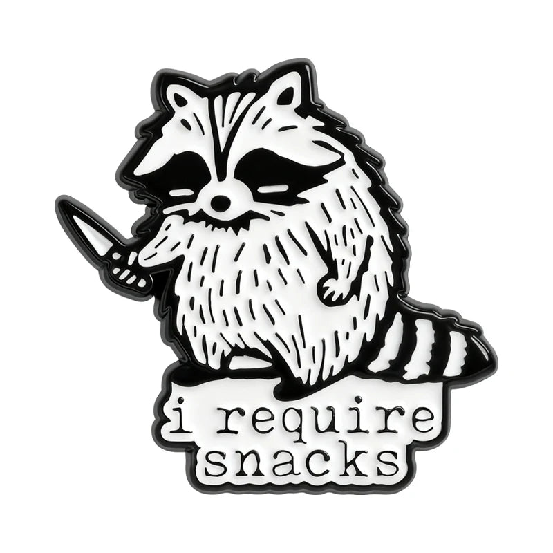 I Require Snack Spille smaltate Cartoon Trash Panda Procione Spille Distintivi da bavero Divertenti gioielli con animali Regalo per bambini Amici