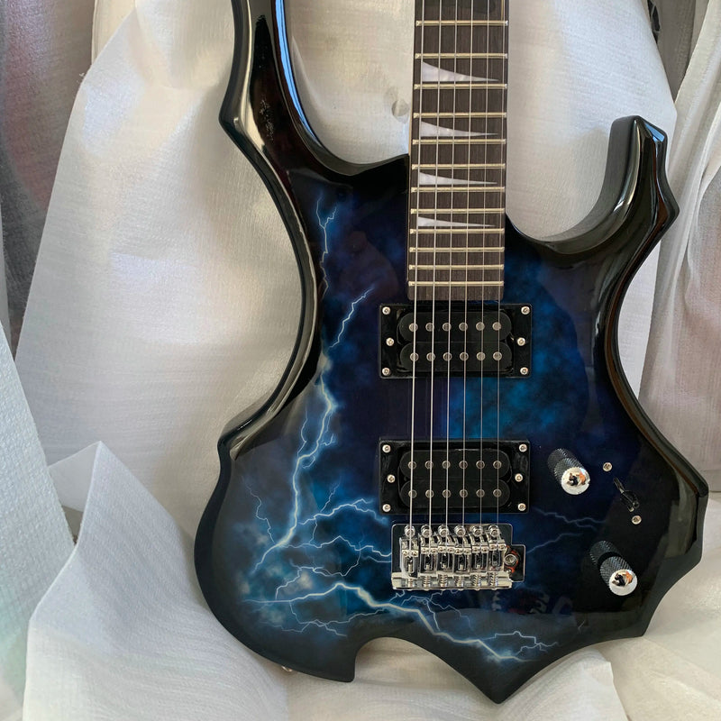 Chitarra Elettrica Lightning Bolt Stile rock, performance potente e perfetta per iniziare o esibirsi