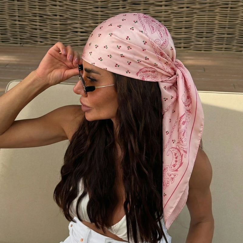 Foulard quadrato con stampa a pois da donna sciarpa in seta - immagine 19