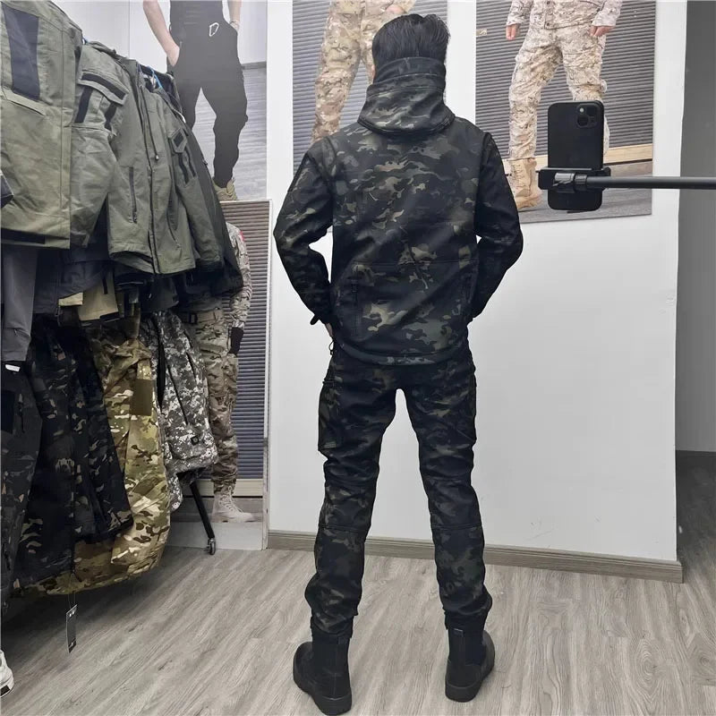 Tuta da combattimento Soft Shell Uniforme militare Giacche militari Top con cappuccio - immagine 7