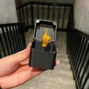 Divertente dito medio in scatola - Regalo bavaglio per decorazioni da scrivania per Halloween, Natale e compleanno, novità giocattolo da ufficio e decorazioni per la casa