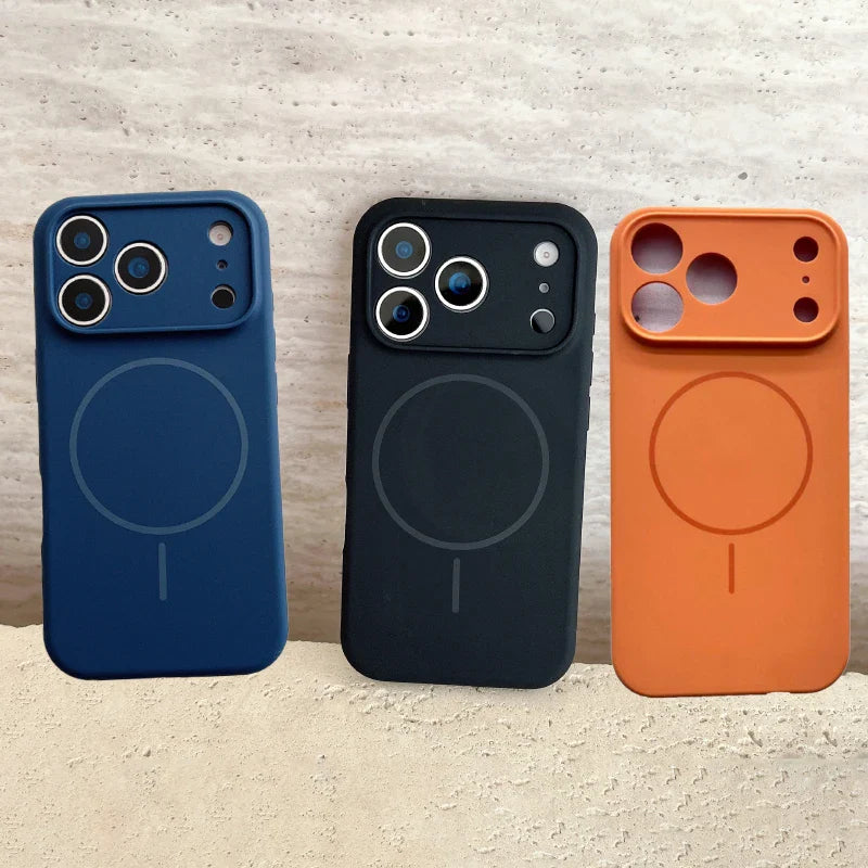 Custodia in silicone tinta unita per iPhone 17 Pro Max con ricarica wireless magnetica