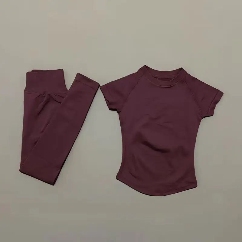 Set fitness donna 2 pezzi Histello – top attillato e leggings a costine seamless per yoga, palestra e allenamento - Campeda
