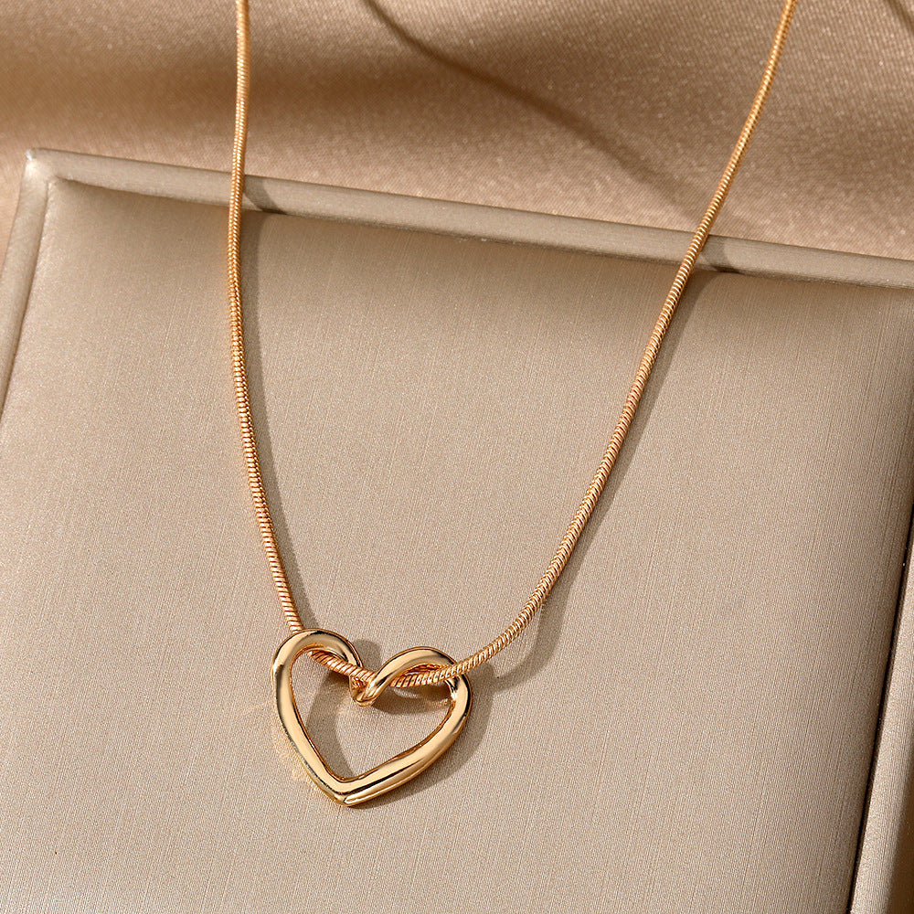 Niche Hollow Heart Necklace for Women